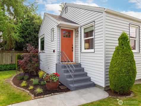 8311 19th Avenue NW Seattle WA 98117