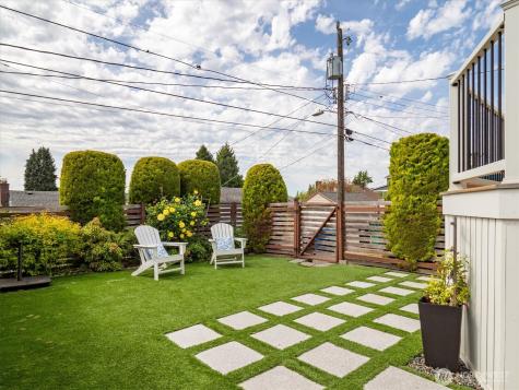 8311 19th Avenue NW Seattle WA 98117