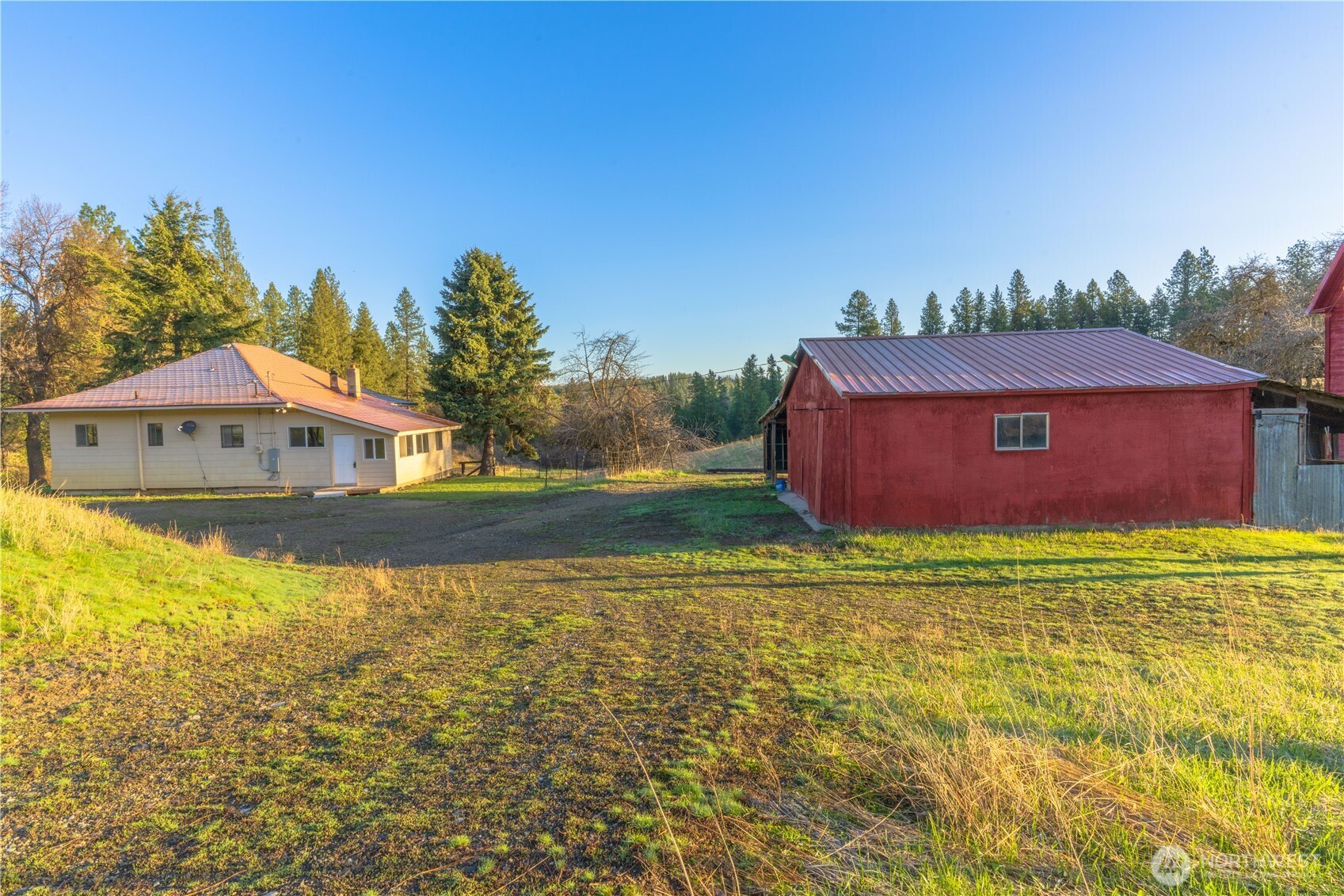 20016 N Sands Road Colbert WA 99005