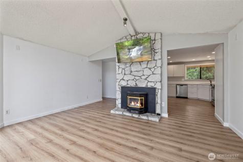 16694 Mountain View Road Mount Vernon WA 98274