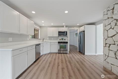 16694 Mountain View Road Mount Vernon WA 98274