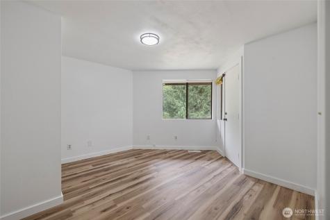 16694 Mountain View Road Mount Vernon WA 98274