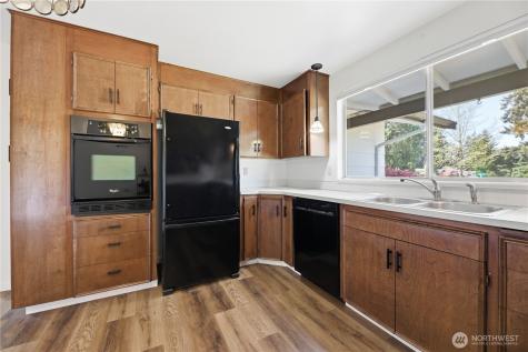 10715 111th Avenue SW Tacoma WA 98498