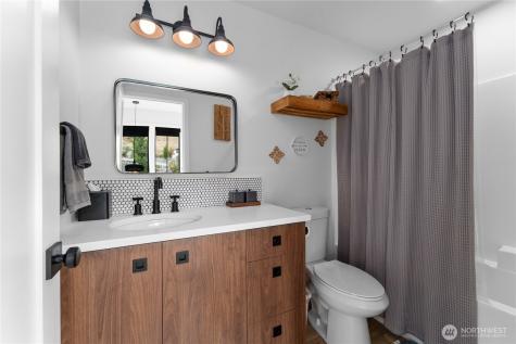 485 Hidden Lane Chelan WA 98816