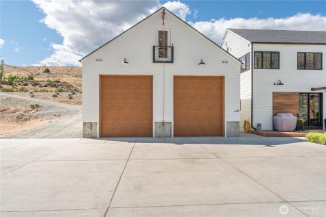 485 Hidden Lane Chelan WA 98816