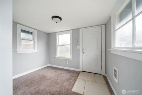 283 18th Avenue Longview WA 98632