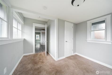 283 18th Avenue Longview WA 98632
