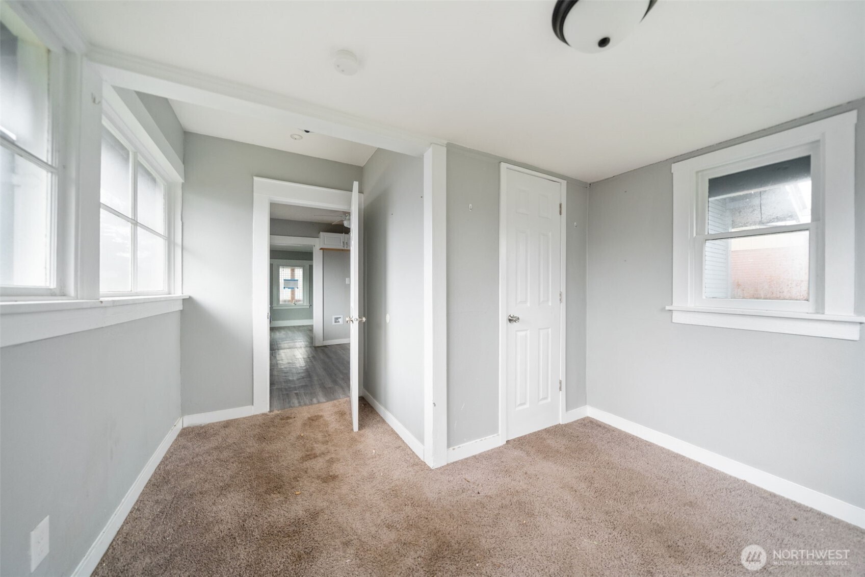 283 18th Avenue Longview WA 98632