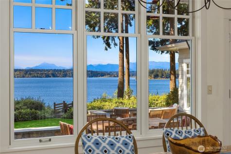 13401 Manzanita Road NE Bainbridge Island WA 98110