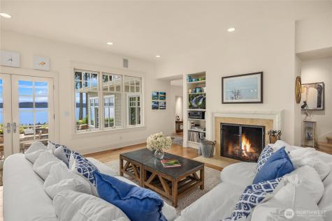 13401 Manzanita Road NE Bainbridge Island WA 98110