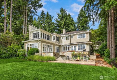 13401 Manzanita Bainbridge Island WA 98110