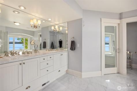 13401 Manzanita Road NE Bainbridge Island WA 98110