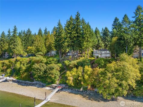 13401 Manzanita Road NE Bainbridge Island WA 98110