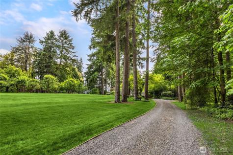 13401 Manzanita Road NE Bainbridge Island WA 98110