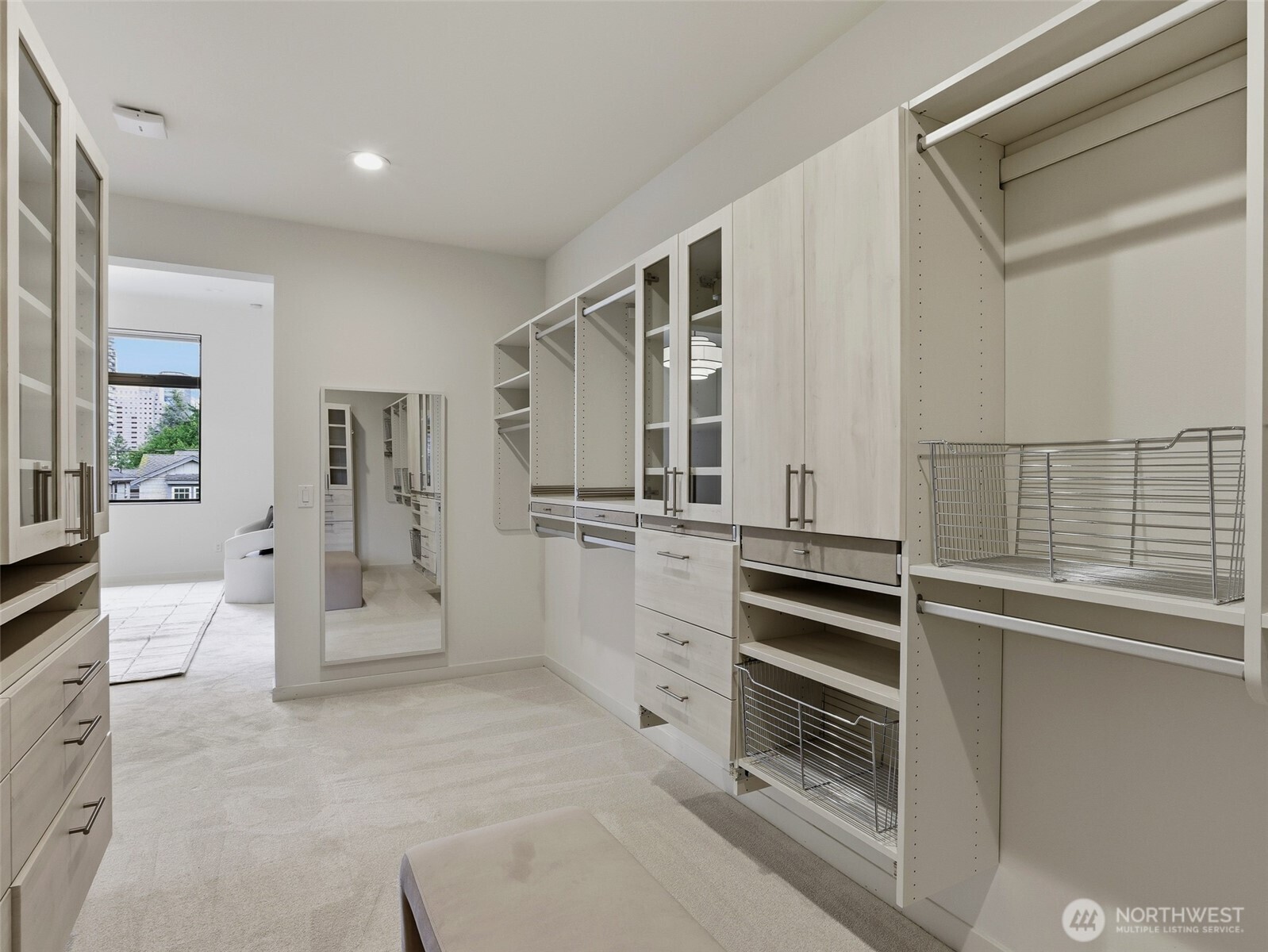 719 99th Avenue NE Bellevue WA 98004