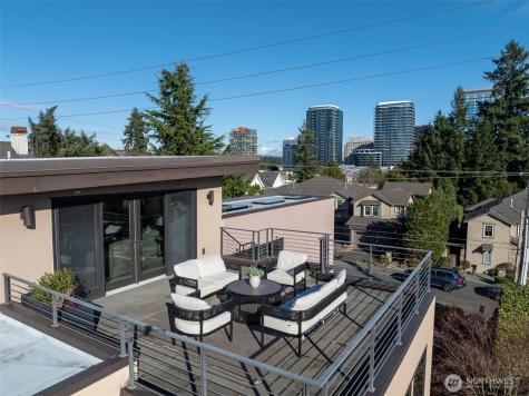 719 99th Avenue NE Bellevue WA 98004