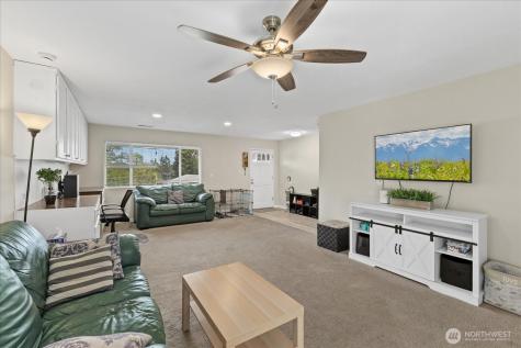 17151 SE Petrovitsky Road Renton WA 98058