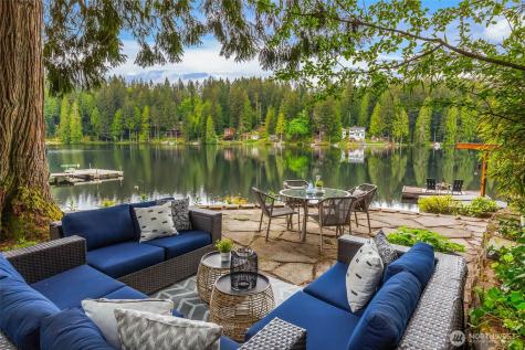 3235 E Ames Lake Drive NE Redmond WA 98053