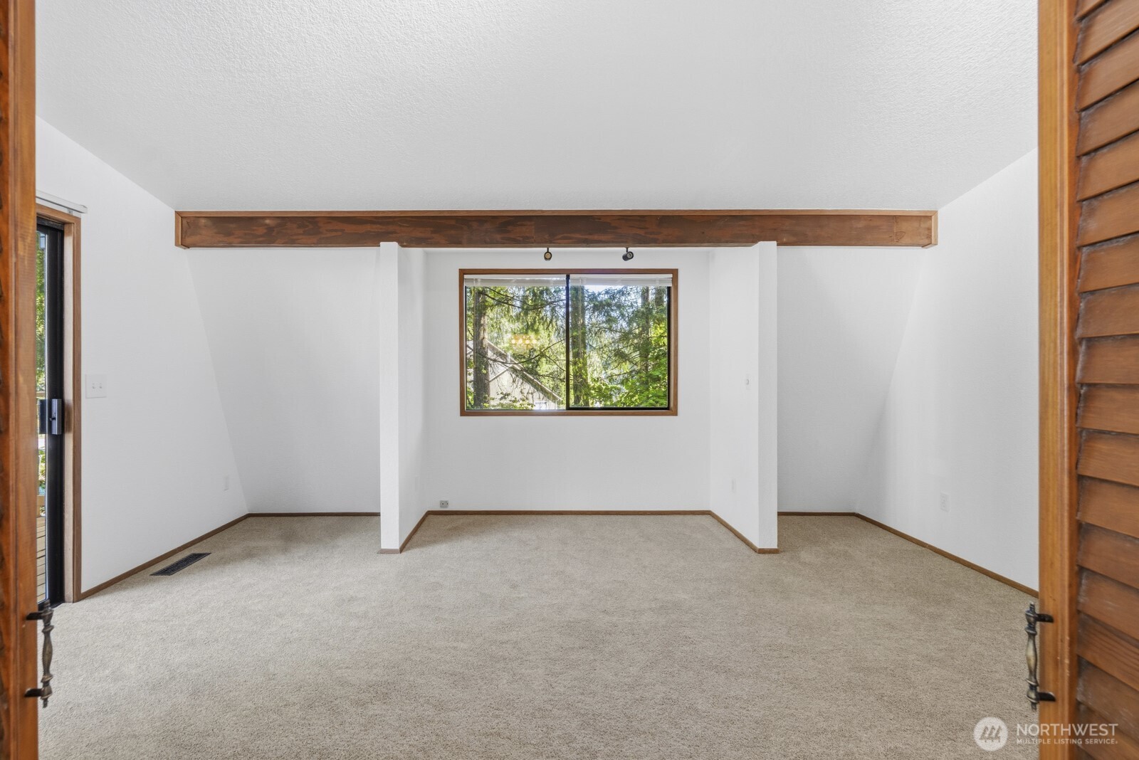 7651 Redstart Drive SE Olympia WA 98513