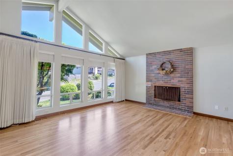 15733 SE 175th Place Renton WA 98058