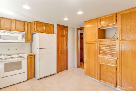 15733 SE 175th Place Renton WA 98058