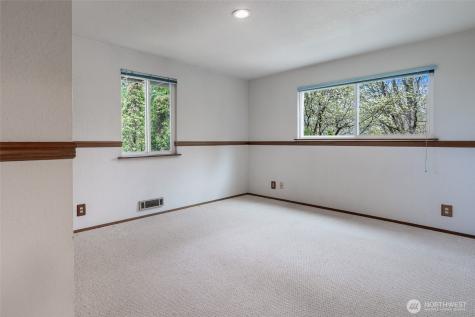 28611 16th Avenue S Federal Way WA 98003