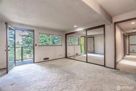 28611 16th Avenue S Federal Way WA 98003