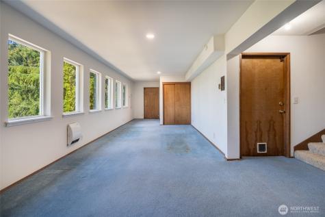28611 16th Avenue S Federal Way WA 98003