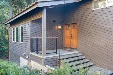 28611 16th Avenue S Federal Way WA 98003