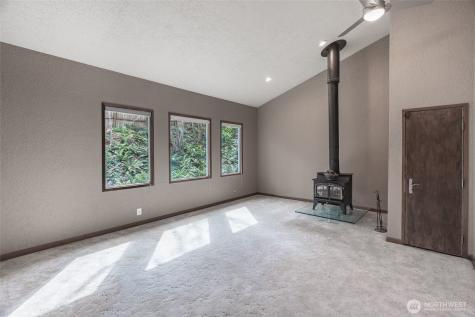 28611 16th Avenue S Federal Way WA 98003