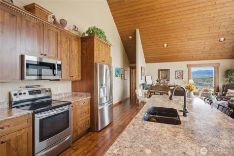240 Little Butte Ranch Road Chelan WA 98816