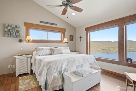 240 Little Butte Ranch Road Chelan WA 98816