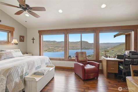 240 Little Butte Ranch Road Chelan WA 98816