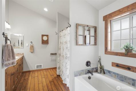 240 Little Butte Ranch Road Chelan WA 98816
