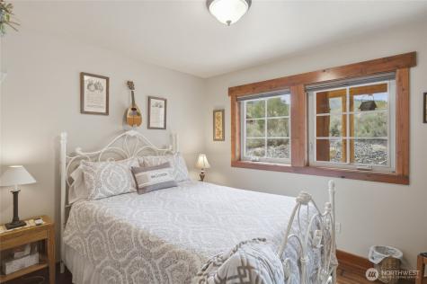 240 Little Butte Ranch Road Chelan WA 98816