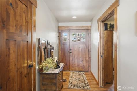 240 Little Butte Ranch Road Chelan WA 98816