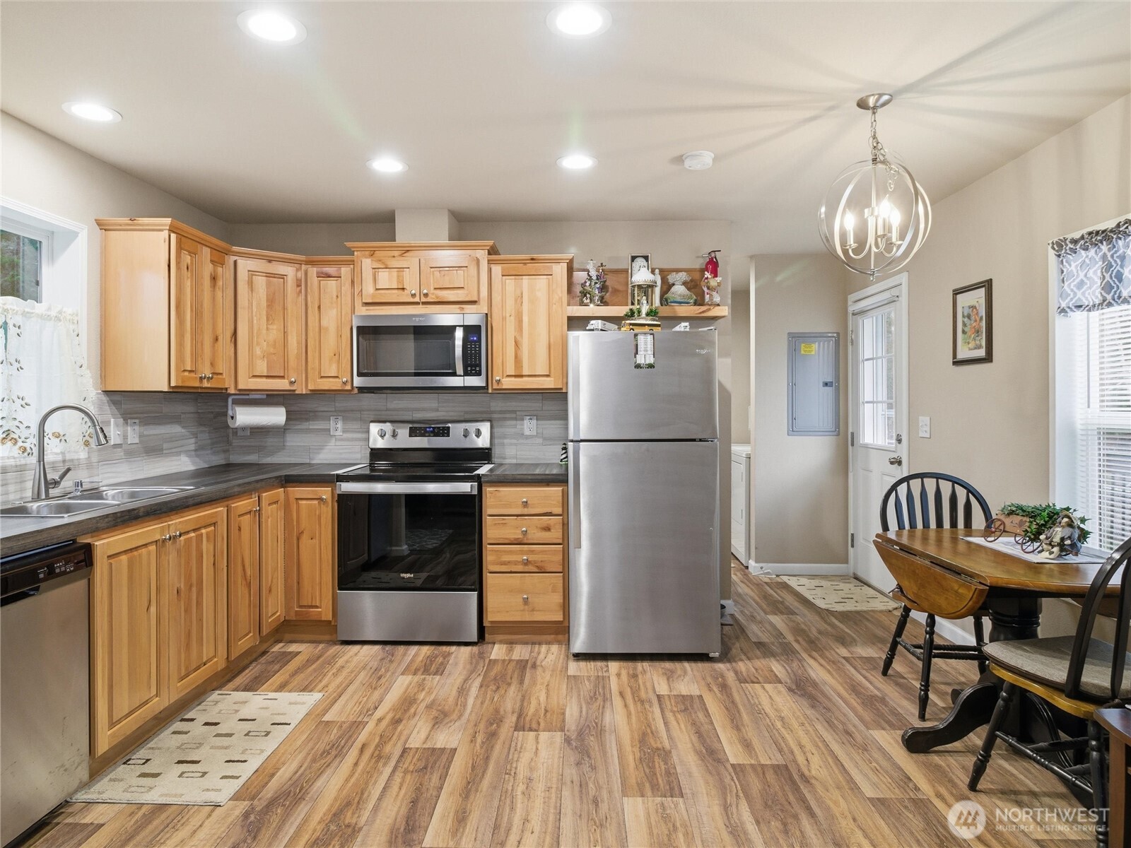 50 SE Foxglove Court Shelton WA 98584