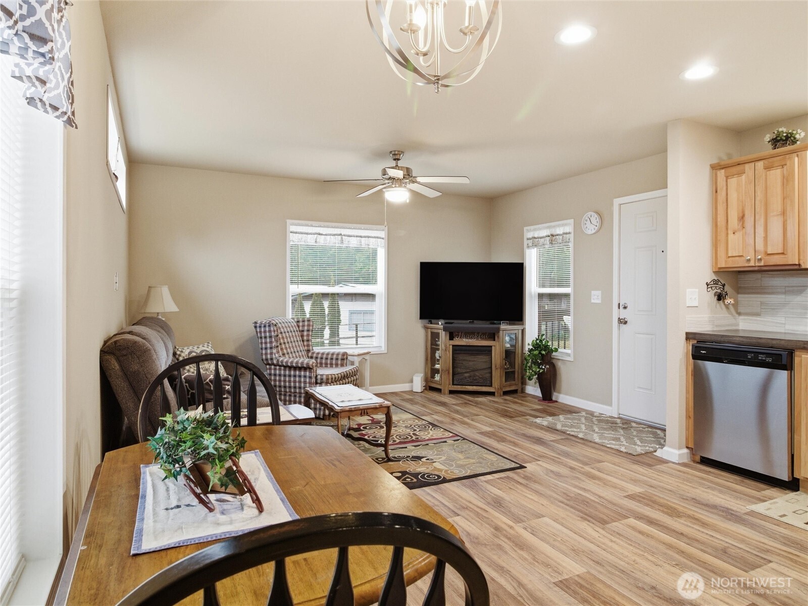 50 SE Foxglove Court Shelton WA 98584