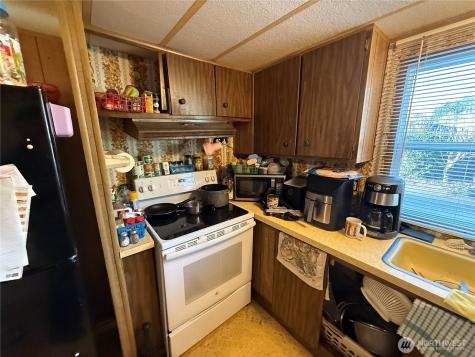 8504 37th Street Court E Puyallup WA 98371