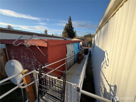 8504 37th Street Court E Puyallup WA 98371