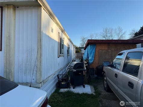 8504 37th Street Court E Puyallup WA 98371