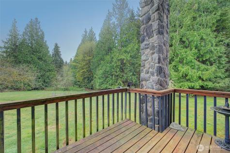 8924 W Meadow Lake Drive Snohomish WA 98290