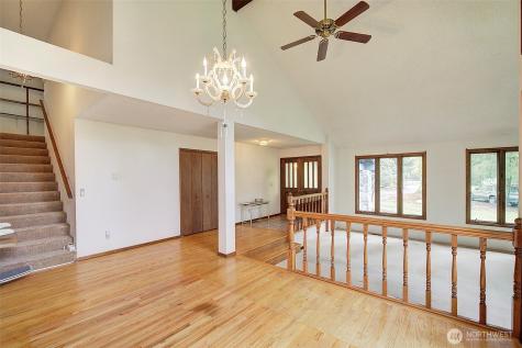 8924 W Meadow Lake Drive Snohomish WA 98290