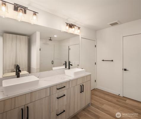3406 34th Avenue W Seattle WA 98199