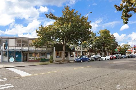 3406 34th Avenue W Seattle WA 98199