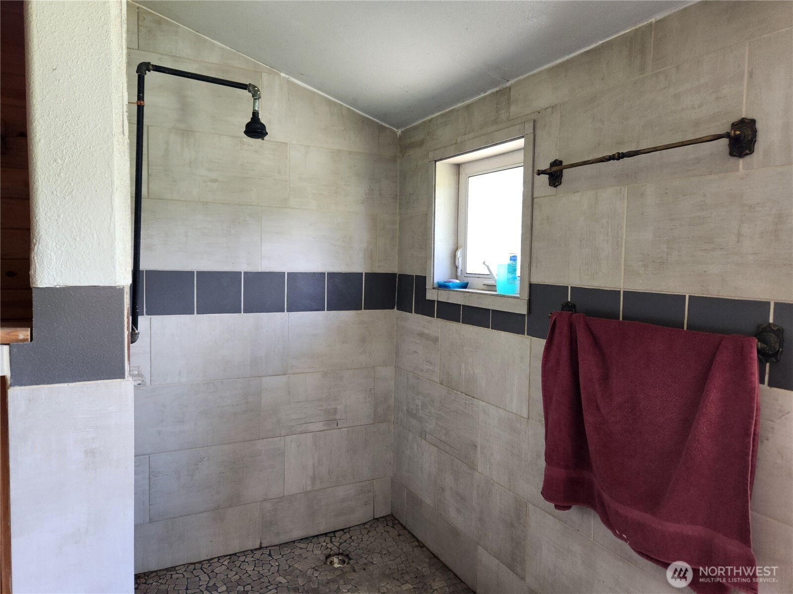 363 Sheridan Road Republic WA 99166