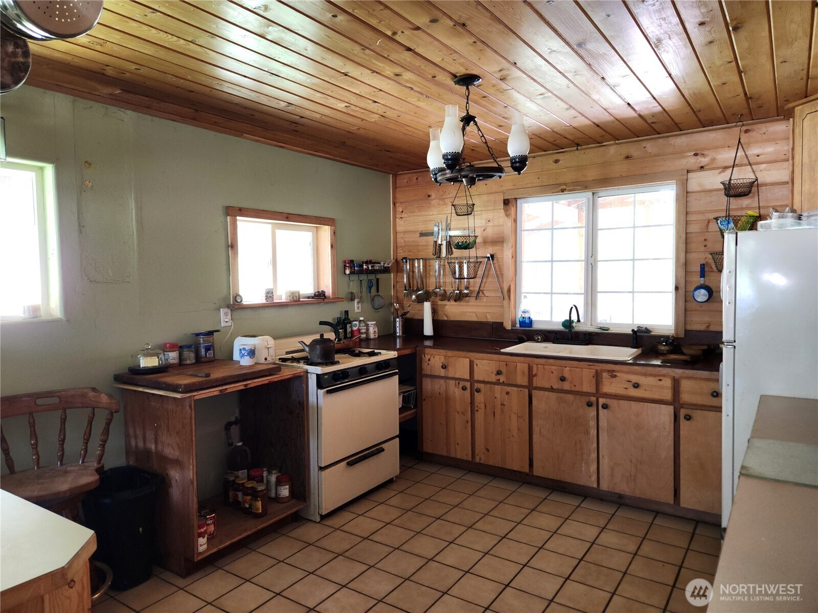 363 Sheridan Road Republic WA 99166