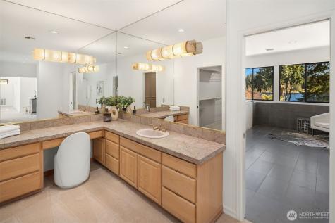 15805 SE 16th Street Bellevue WA 98008
