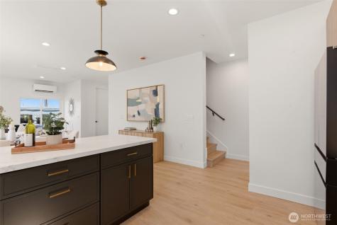 4113 Chilberg Avenue SW Seattle WA 98116