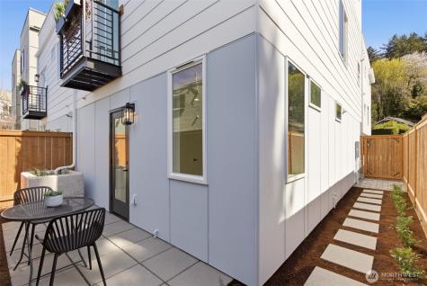 4113 Chilberg Avenue SW Seattle WA 98116